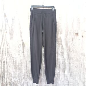 Lululemon On The Fly Joggers Luxetreme Drawstring Women's Size 4 Loose Fit